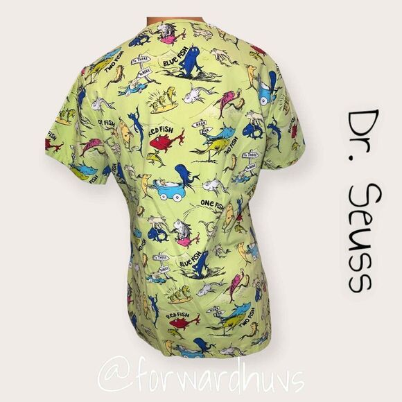Dr. Seuss One Fish Scrub Top Size XS - Picture 5 of 11